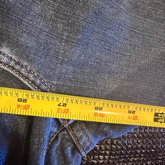 Good American Good Legs size 00/24
Inseam 27” - Picture 7 of 7